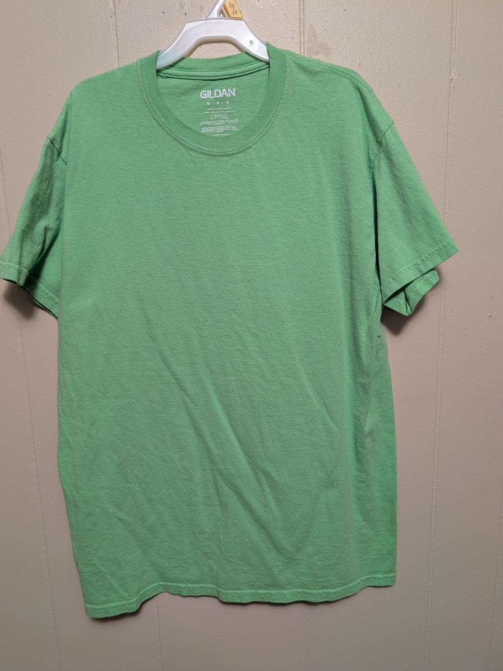 Gildan Men's Mint Green 100% Cotton T-Shirt Size Medium